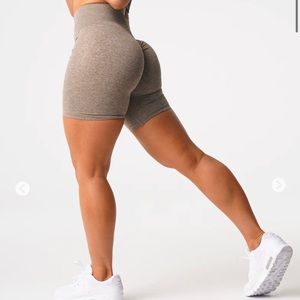 NVGTN scrunch shorts